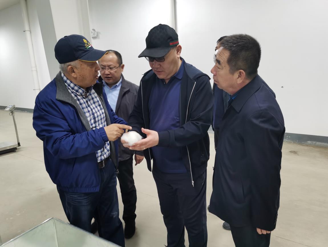 周勇會長到東榮羊絨集團學(xué)習(xí)調(diào)研